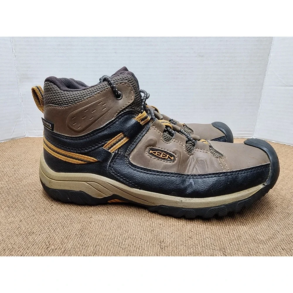 Keen Kids Boys Targhee Mid Waterproof Boots Youth Size 4 Hiking Shoes,Comfort